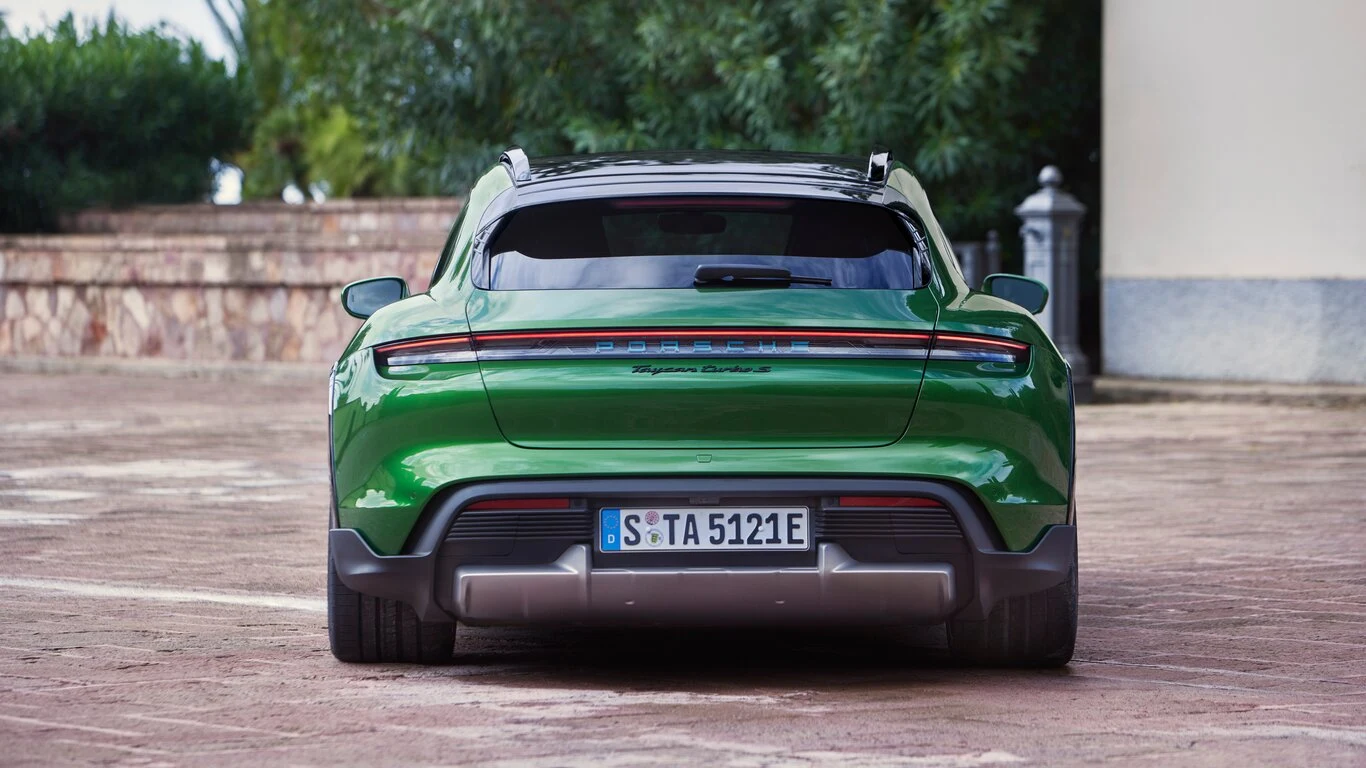 Porsche Taycan Cross Turismo