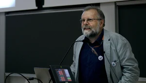 Prof. Szymon Malinowski, fizyk atmosfery, profesor nauk o Ziemi, Instytut Geofizyki Uniwersytetu Warszawskiego.