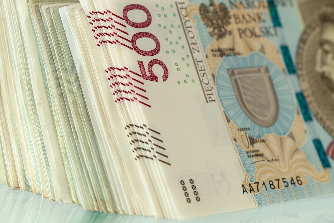 Kursy walut. Ile kosztują euro, dolar i frank w poniedziałek, 18 grudnia? Kursy walut. Ile kosztują euro, dolar i frank w poniedziałek, 18 grudnia?
