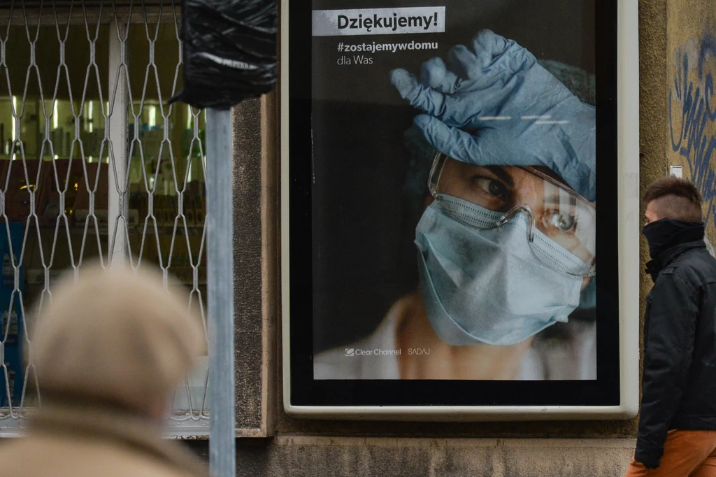 Plakat z podziękowaniami dla medyków w Krakowie (maj, 2020) Plakat z podziękowaniami dla medyków w Krakowie (maj, 2020)