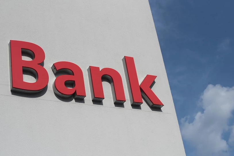 ​Zysk netto banków w styczniu wyniósł 332 mln zł, spadek rdr o 41,8 proc.