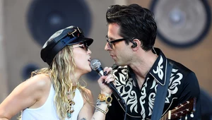 Mark Ronson (tutaj na scenie z Miley Cyrus) spotyka się z córką Meryl Streep