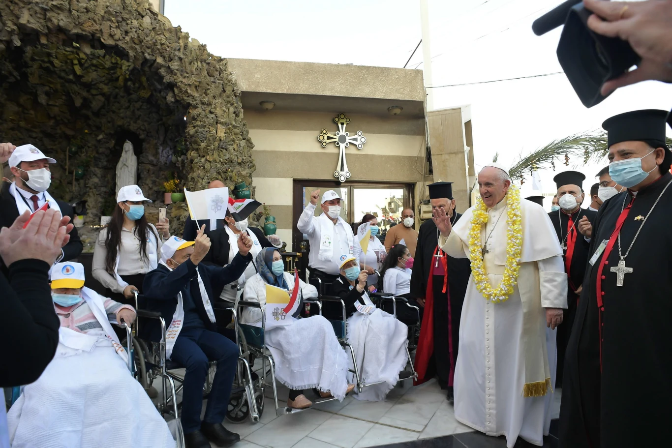 Papież w katolickiej katedrze obrządku syryjskiego pod wezwaniem Matki Bożej Zbawienia Papież w katolickiej katedrze obrządku syryjskiego pod wezwaniem Matki Bożej Zbawienia