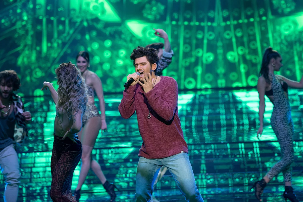 Piotr Gawron - Jedlikowski jako Alvaro Solera