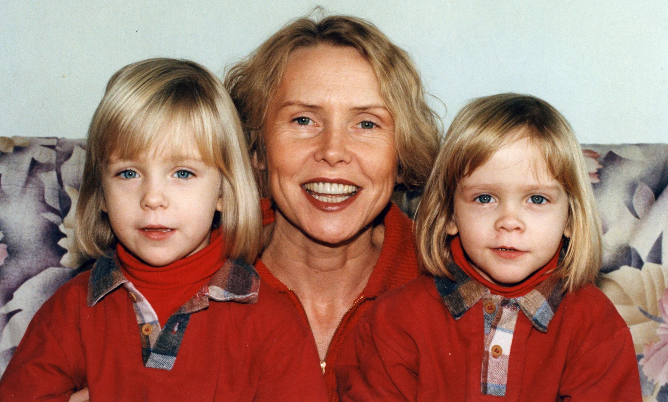 Ewa Błaszczyk z córkami, zdjęcie archiwalne