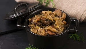 Wegański bigos z tofu 