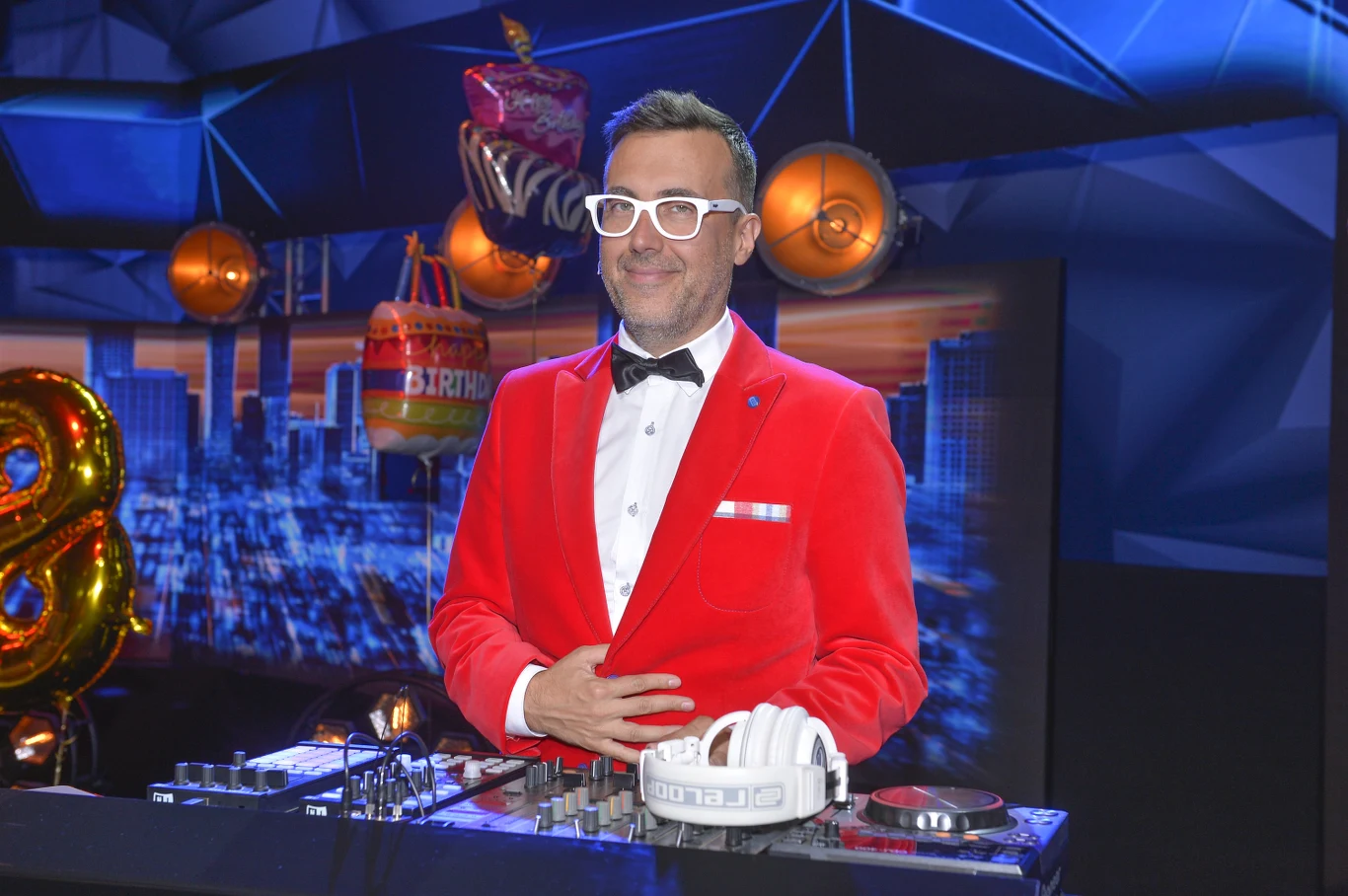 DJ Adamus przygotował nową wersję przeboju Renaty Przemyk DJ Adamus przygotował nową wersję przeboju Renaty Przemyk