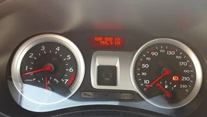 Renault Clio z przebiegiem 800 tys. km