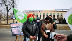 Zieloni przeciwko budowie elektrowni atomowej