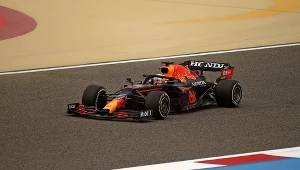 Max Verstappen na torze w Bahrajnie