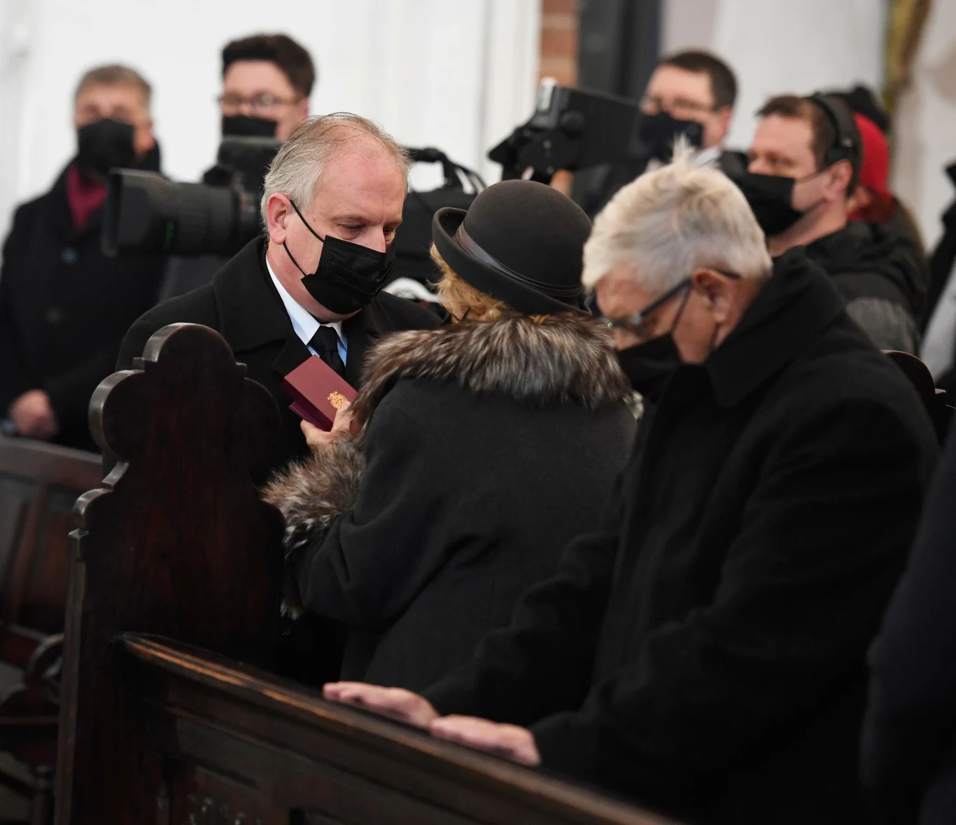 Mama Piotra Świąca odebrała pośmiertne odznaczenie od prezydenta RP, które przekazał wojewoda pomorski 