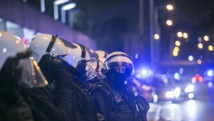 Protest kibiców Legii pod stadionem