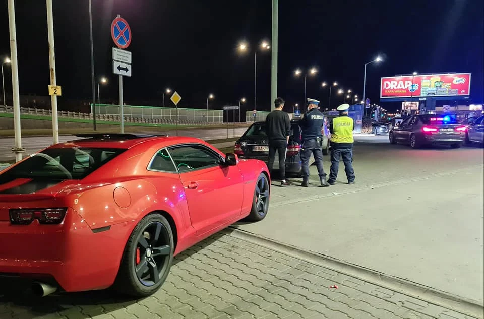 Spotkanie na stacji paliwowej. Interweniowała policja