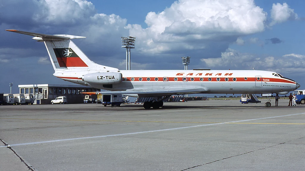 Tupolew Tu-134 linii Balkan Bulgarian Airlines. Tego typu maszyna uległa wypadkowi