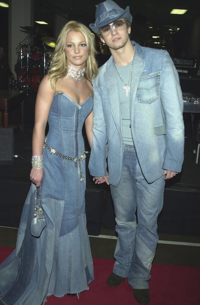 Britney Spears i Justin Timberlake w jeansowych kompletach