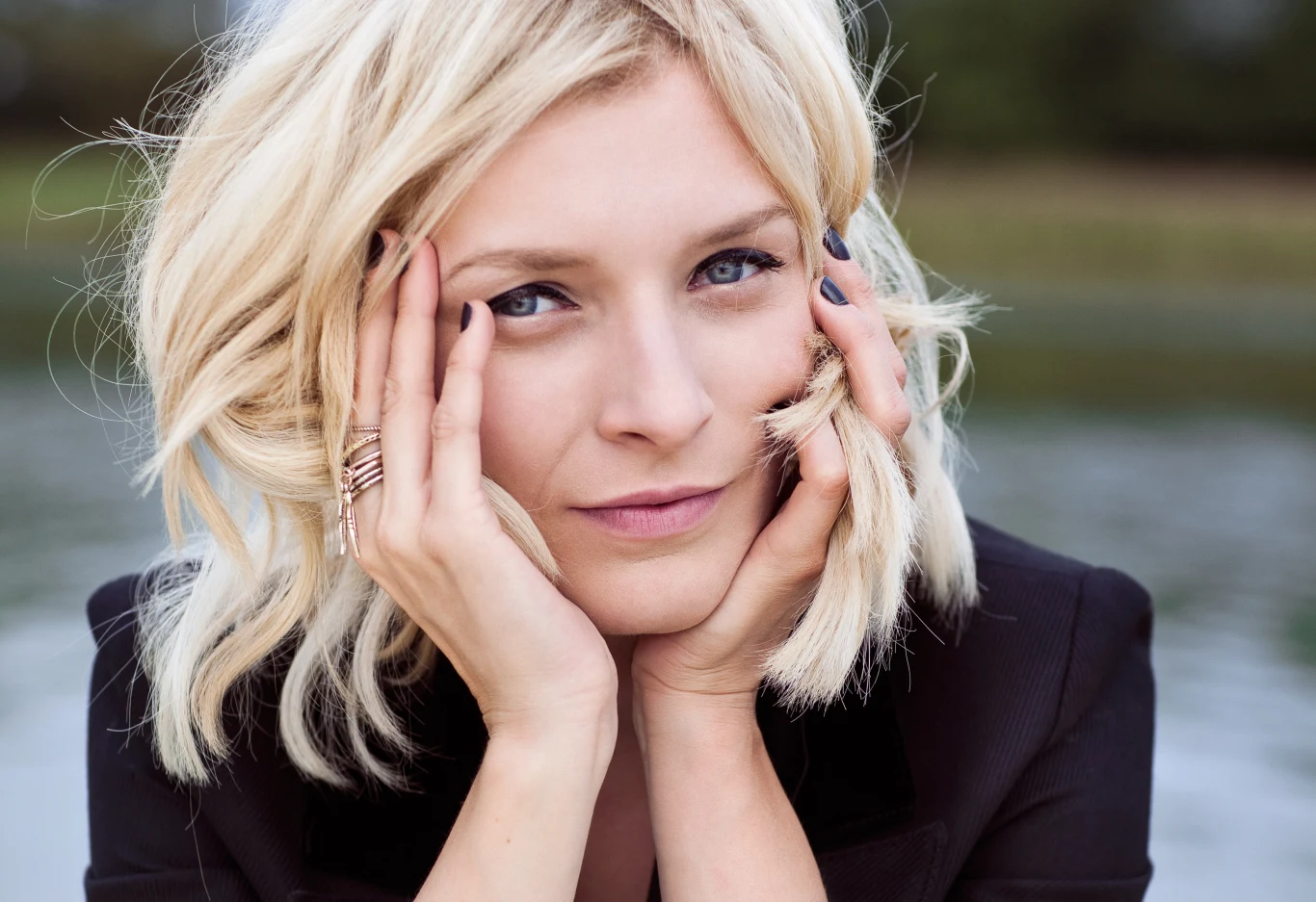Mela Koteluk: "Nasze współrzędne są determinowane przeszłością i warto mieć z nią kontakt" Mela Koteluk: "Nasze współrzędne są determinowane przeszłością i warto mieć z nią kontakt"