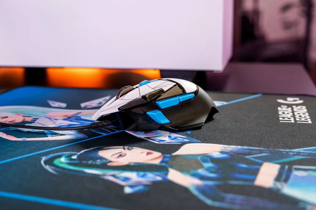 Sprzęt Logitech G skierowany do fanów gry League of Legends. Sprzęt Logitech G skierowany do fanów gry League of Legends.