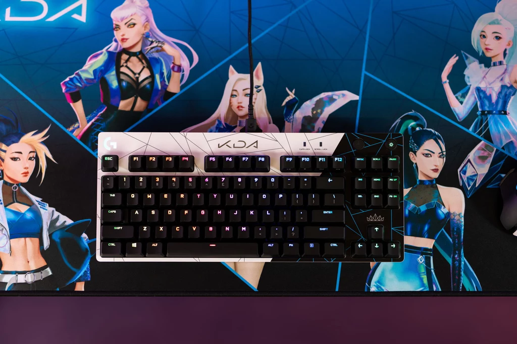 Sprzęt Logitech G skierowany do fanów gry League of Legends. Sprzęt Logitech G skierowany do fanów gry League of Legends.