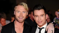 W 2000 roku Ronan Keating zdecydował się na solową karierę, a tym samym Boyzone zakończyło działalność. Gately również starał się wykorzystać szansę i wkrótce ukazał się jego debiut "New Beginning", który jednak nie był komercyjnym sukcesem. 

Kolejne lata dla wokalisty to praca w teatrze, gdzie występował w musicalach. W 2007 roku Gately wrócił do zespołu Boyzone, który ogłosił reaktywację. 