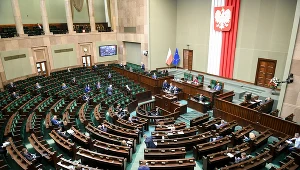 Opozycja nie zostawiła suchej nitki na projekcie ustawy likwidacji OFE