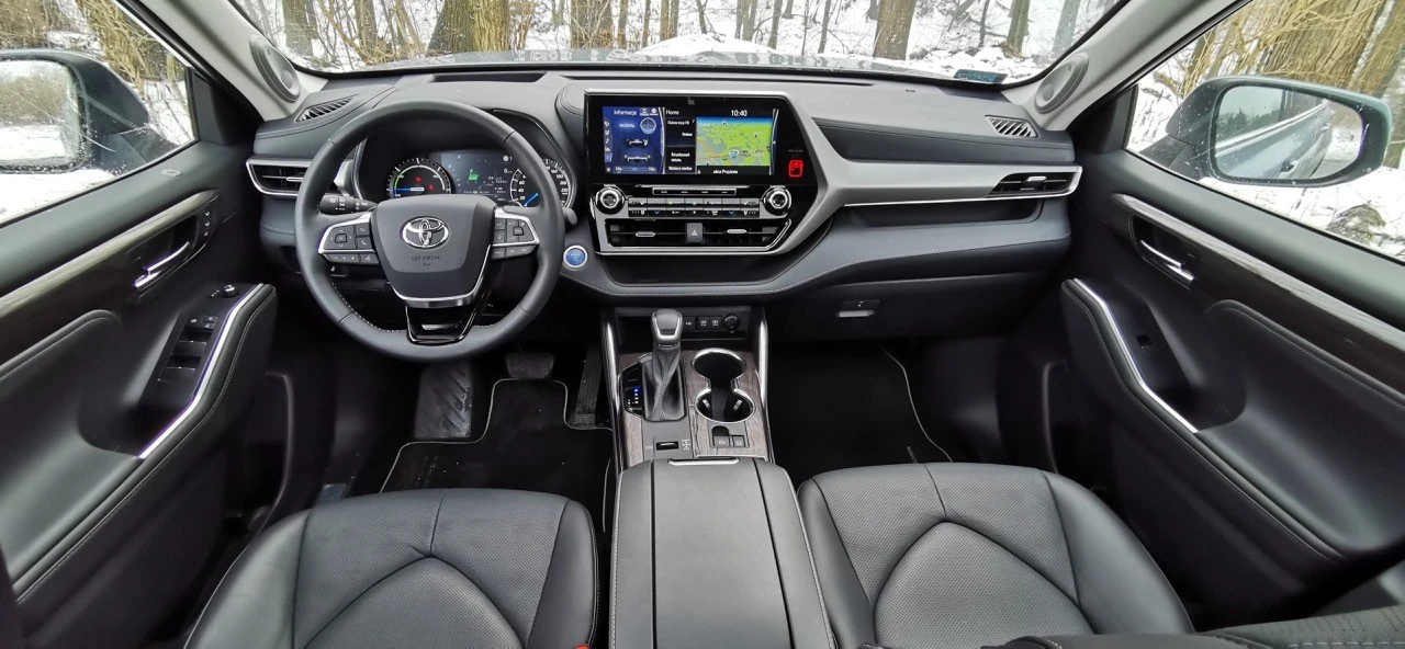 Toyota Highlander na zdjęciach Toyota Highlander na zdjęciach