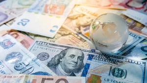 Kurs euro najwyżej w tym roku, kurs dolara zawraca