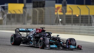 Lewis Hamilton podczas przedsezonowych testów w Bahrajnie