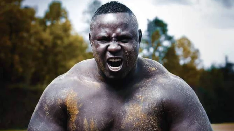 Serigne Ousmane Dia "Bombardier" / KSW