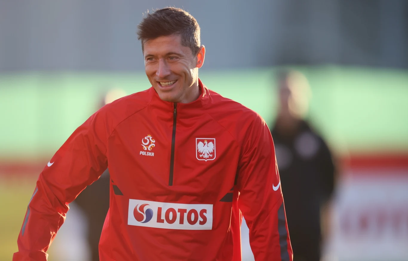 Robert Lewandowski podczas treningu reprezentacji Polski Robert Lewandowski podczas treningu reprezentacji Polski