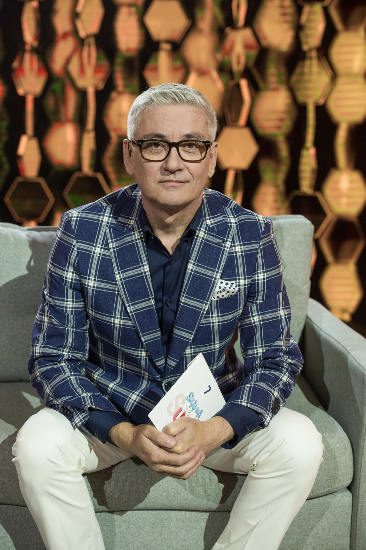 Artur Orzech w burzliwych okolicznościach rozstał się z "Szansą na sukces" Artur Orzech w burzliwych okolicznościach rozstał się z "Szansą na sukces"