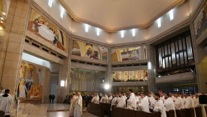 Duchowni w Krakowie, luty 2021; zdj. ilustracyjne