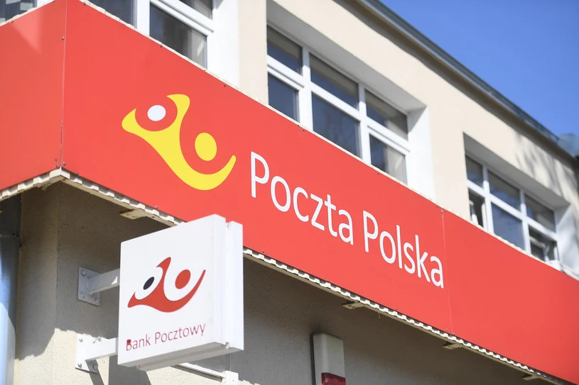 Zwolnienia grupowe w Poczcie Polskiej obejmą do 2000 etatów Zwolnienia grupowe w Poczcie Polskiej obejmą do 2000 etatów