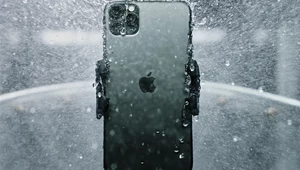 iPhone 11 Pro przetrwał cały miesiąc na dnie lodowatego jeziora