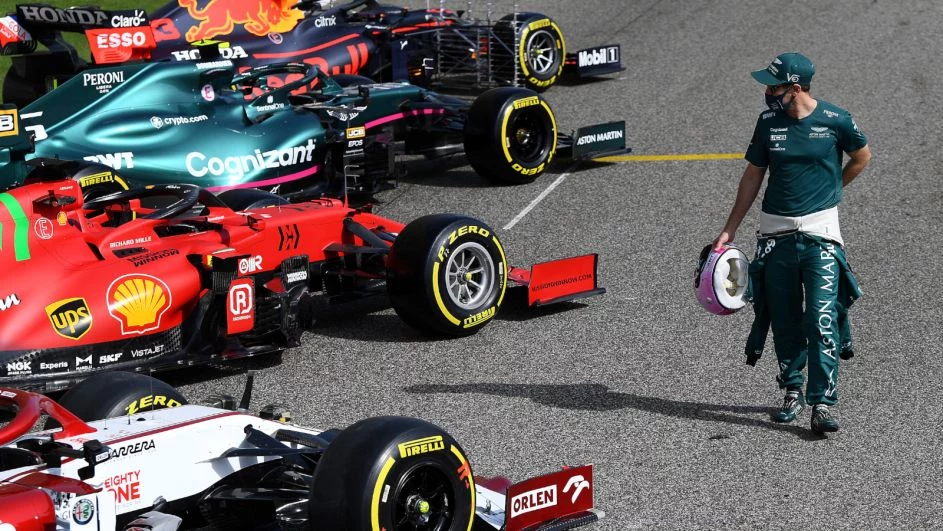 Sebastian Vettel (po prawej)
