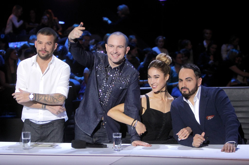 Michał Piróg, Maciej "Gleba" Florek, Ida Nowakowska i Agustin Egurrola w 9. edycji programu TVN "You Can Dance - Po prostu tańcz!" Michał Piróg, Maciej "Gleba" Florek, Ida Nowakowska i Agustin Egurrola w 9. edycji programu TVN "You Can Dance - Po prostu tańcz!"