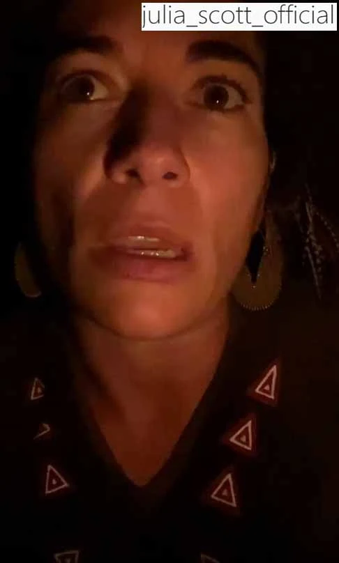 Screenshot z Instagrama @julia_scott_offcial Screenshot z Instagrama @julia_scott_offcial