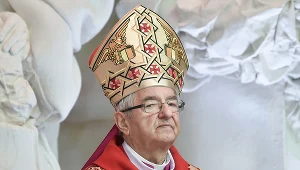 Arcybiskup Sławoj Leszek Głódź otrzymał od Stolicy Apostolskiej nakaz zamieszkania poza swoimi diecezjami, zakaz uczestniczenia w celebracjach religijnych na ich terenie i nakaz wpłaty na rzecz Fundacji św. Józefa.