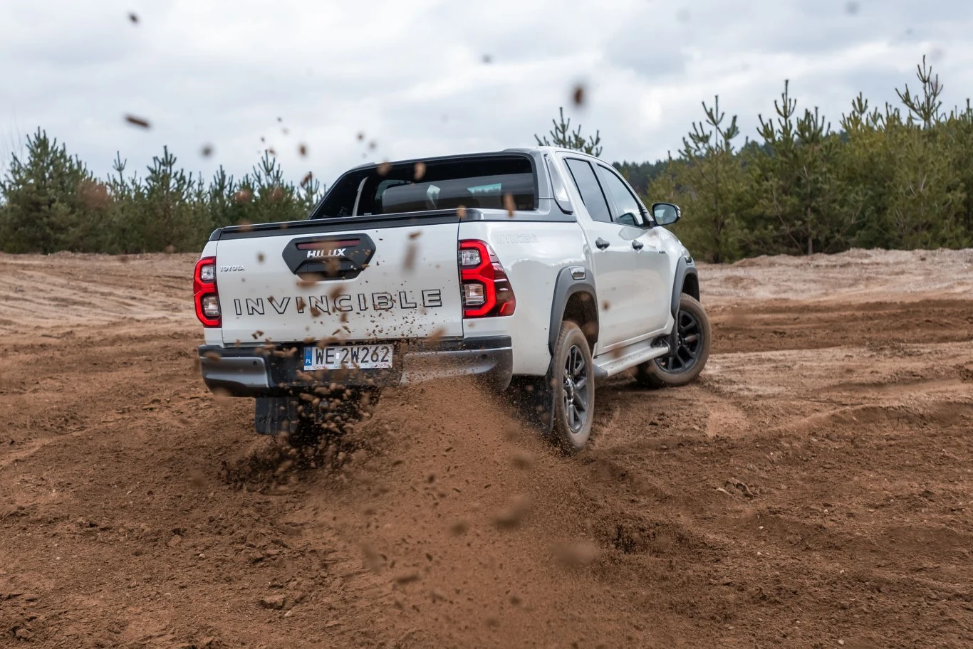 Toyota Hilux Invincible Toyota Hilux Invincible