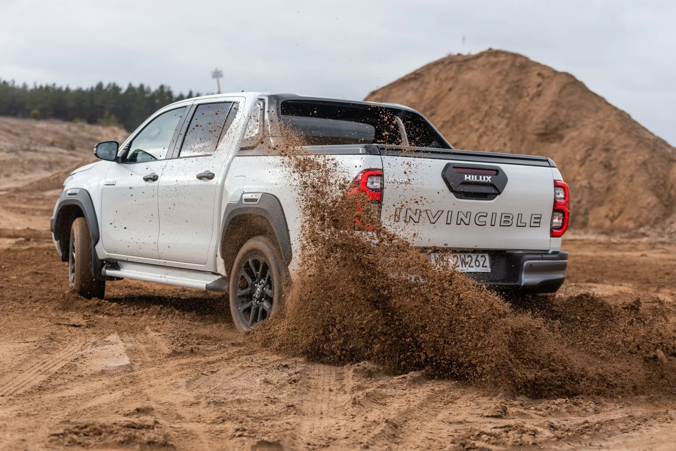 Toyota Hilux Invincible Toyota Hilux Invincible