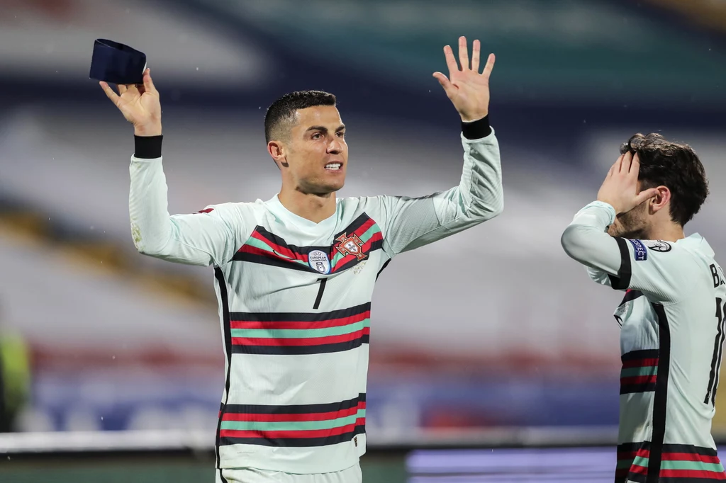 Cristiano Ronaldo Cristiano Ronaldo