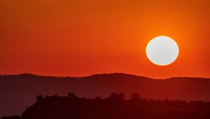 Blokowanie promieni słonecznych może pomóc Ziemi, ale jest ryzykowne