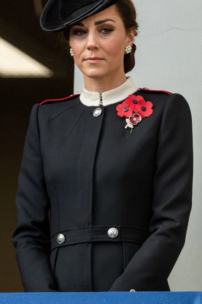 Księżna Kate stroni od pokazywania uczuć publicznie i od wyjawiania sekretów rodzinnych 