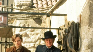 Leonardo Di Caprio, Gene Hackman, Sharon Stone i Russell Crowe na planie "Szybkich i martwych"