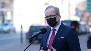 Minister zdrowia Adam Niedzielski podczas konferencji prasowej w Katowicach