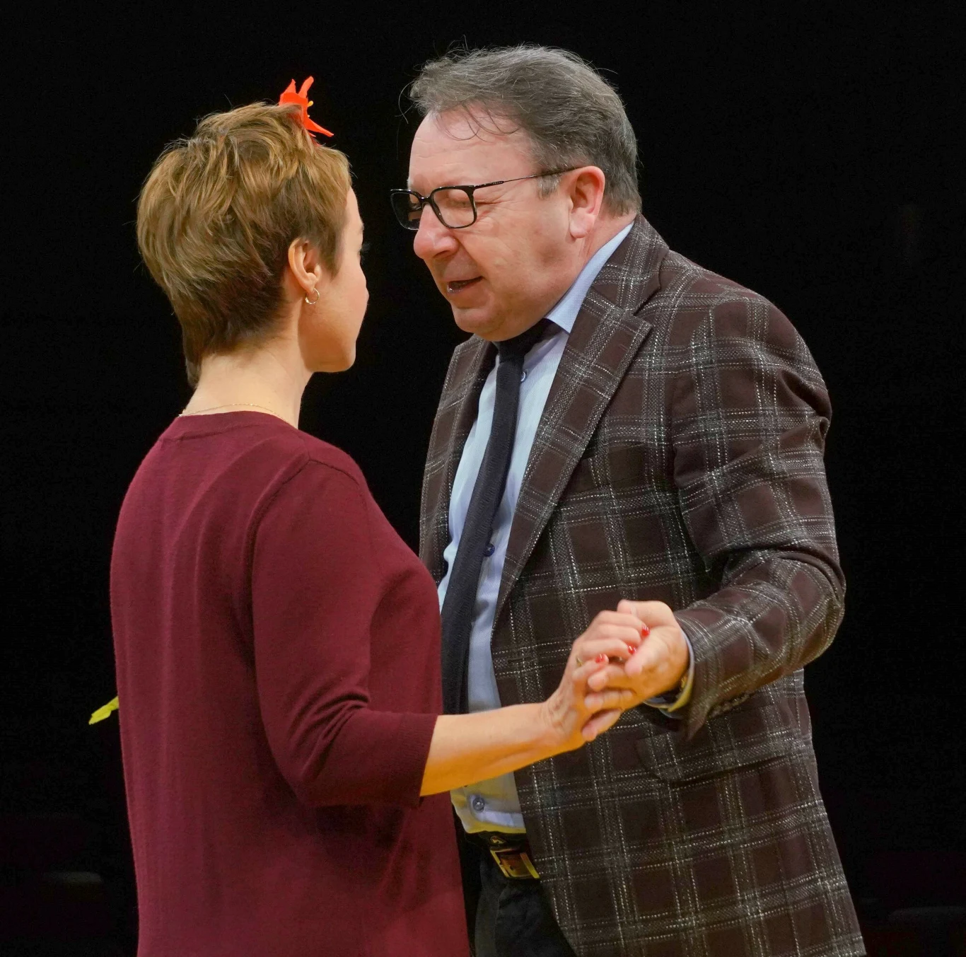 Gabriela Muskała i Zbyszek Zamachowski w spektaklu "Oszuści" Gabriela Muskała i Zbyszek Zamachowski w spektaklu "Oszuści"