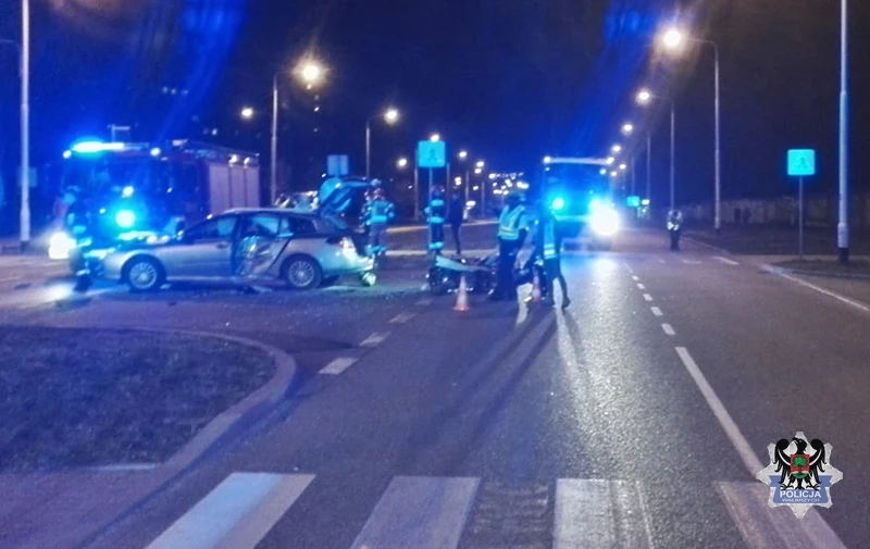 Motocyklista został poważnie ranny, kierowcy nic się nie stało, był trzeźwy Motocyklista został poważnie ranny, kierowcy nic się nie stało, był trzeźwy