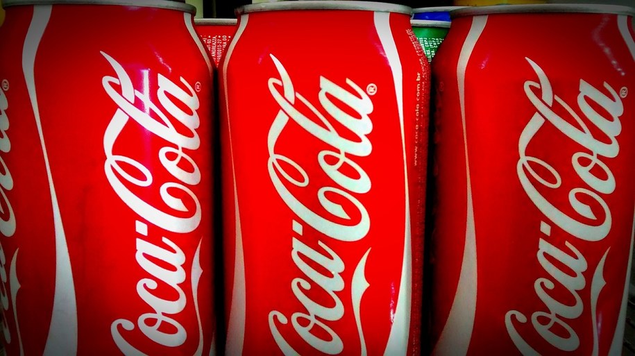 Coca - Cola w butelce. Butelka napoju Coca - Cola