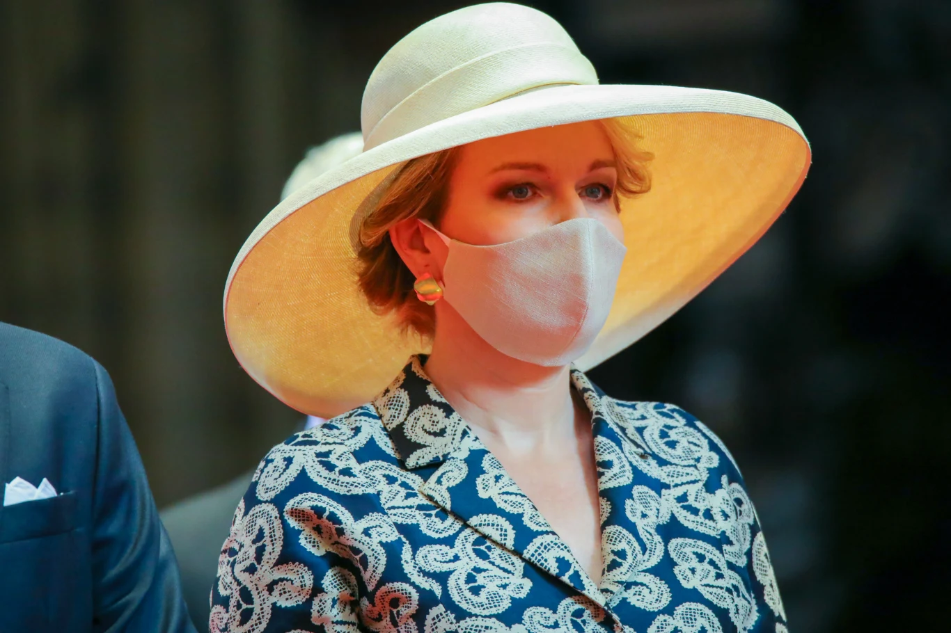 Arystokratyczny szyk bez kapelusza? To niemożliwe!