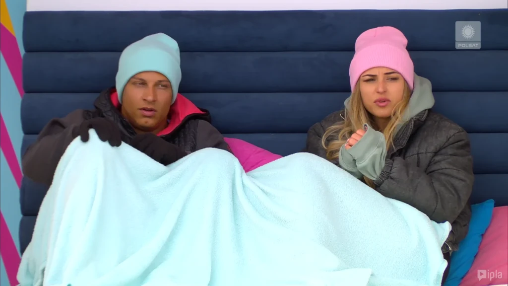 Ania zaprosiła Mateusza na wycieczkę do Pragi! Ania zaprosiła Mateusza na wycieczkę do Pragi!