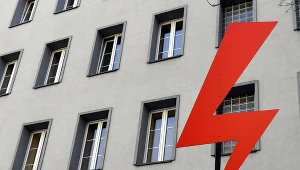 Błyskawica - symbol Strajku Kobiet (zdj. ilustracyjne)